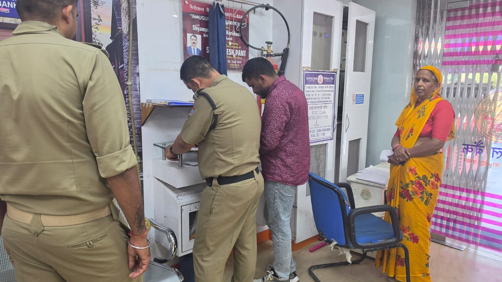 1791936530_559_त्योहारों-के-मद्देनज़र-हरिद्वार-पुलिस-अलर्ट.jpg