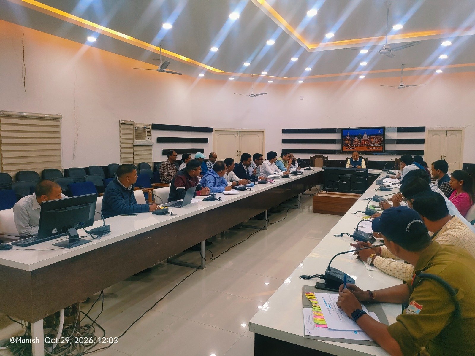 1793270699_297_सड़क-दुर्घटनाओं-में-कमी-लाने-के-लिए-समन्वित-कार्रवाई-पर.jpeg