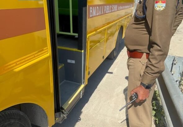 बच्चों-के-जीवन-से-नही-होने-देंगे-खिलवाड़-SSP-नवनीत.jpeg